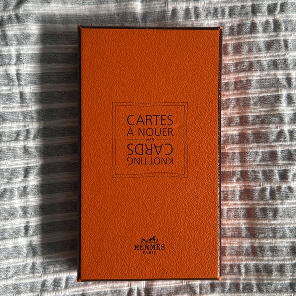 Hermes Scarf Knotting Cards - Picture 3 of 6